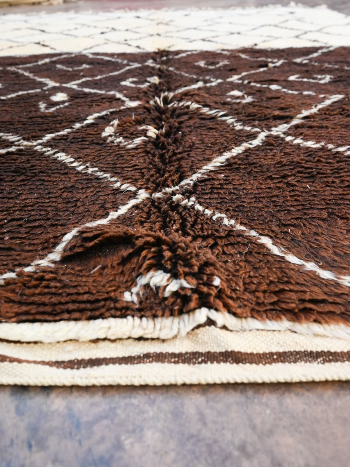 Beni - Contemporary Beni M'Rirt Rug - Cream Brown 220x335cm