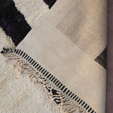 Contemporary Beni M'Rirt Carpet - Cream Black Abstract 215x335cm