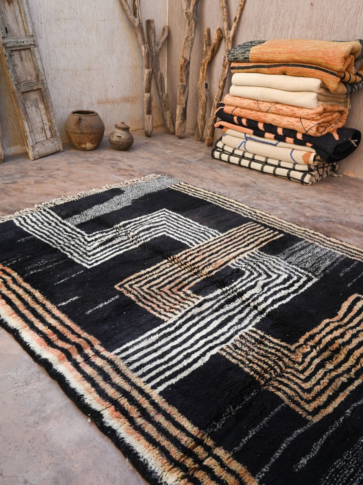 Contemporary Beni M'Rirt carpet - Black Peach and Cream Maze Design 215x340cm