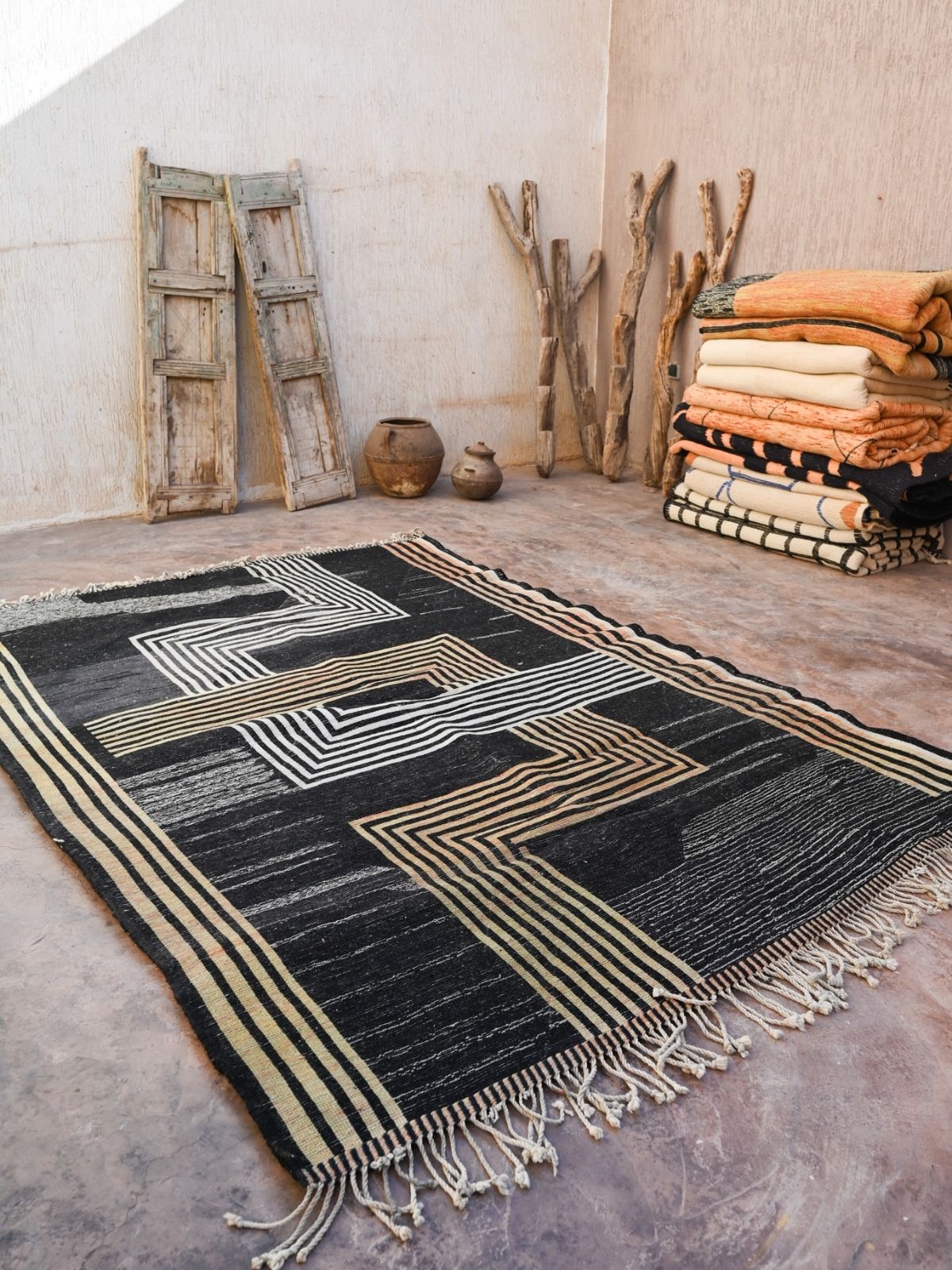 Contemporary Beni M'Rirt carpet - Black Peach and Cream Maze Design 215x340cm