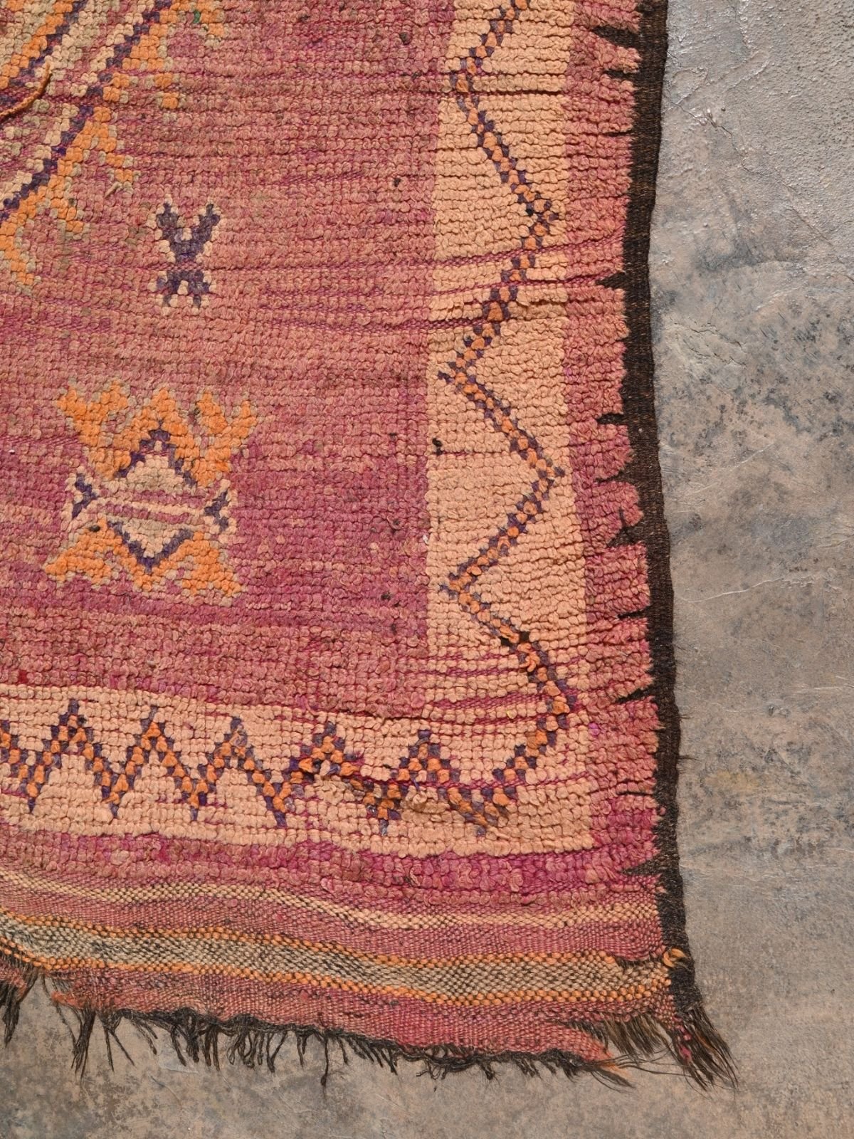 Haouz Vintage Moroccan Rug - Magenta 135x370cm