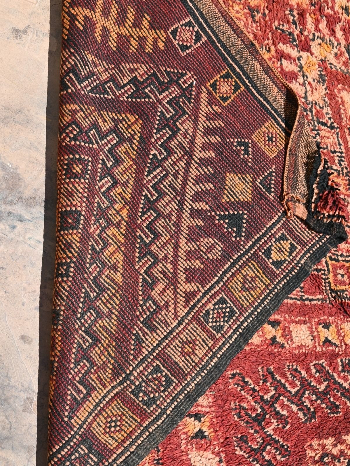 Talsint Vintage Moroccan Rug Berber Carpet - Rich Red 174x330cm