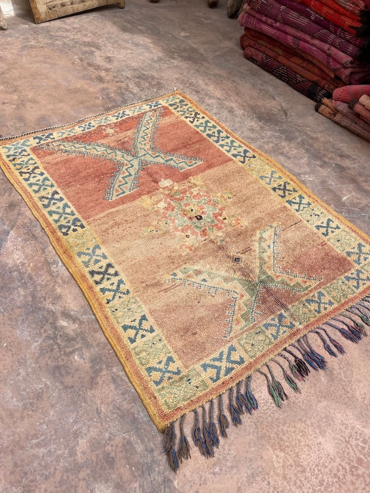 Vintage Moroccan Rug - Taznakht Almond 115x175cm