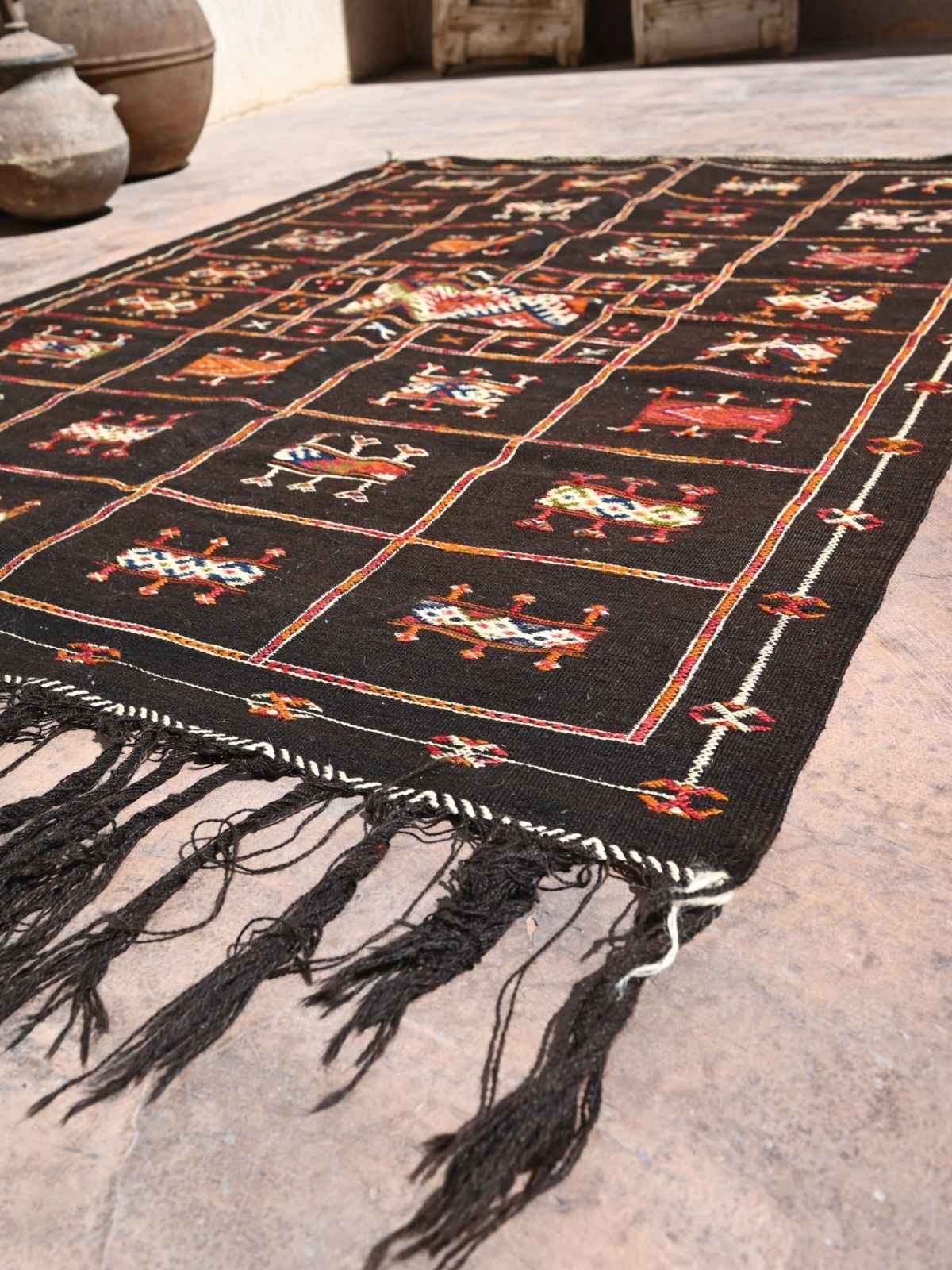 Taznakht Flat Weave Moroccan Rug - Black 122x172cm