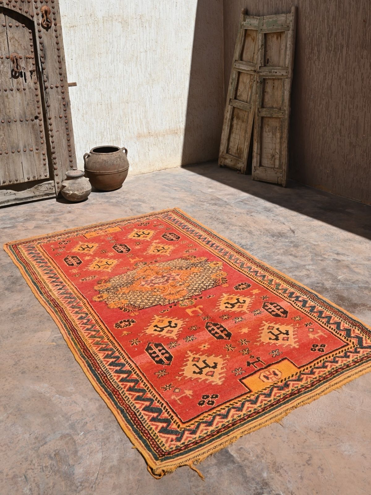 Mid-Century Taznakht Vintage Rug - Red 134x245