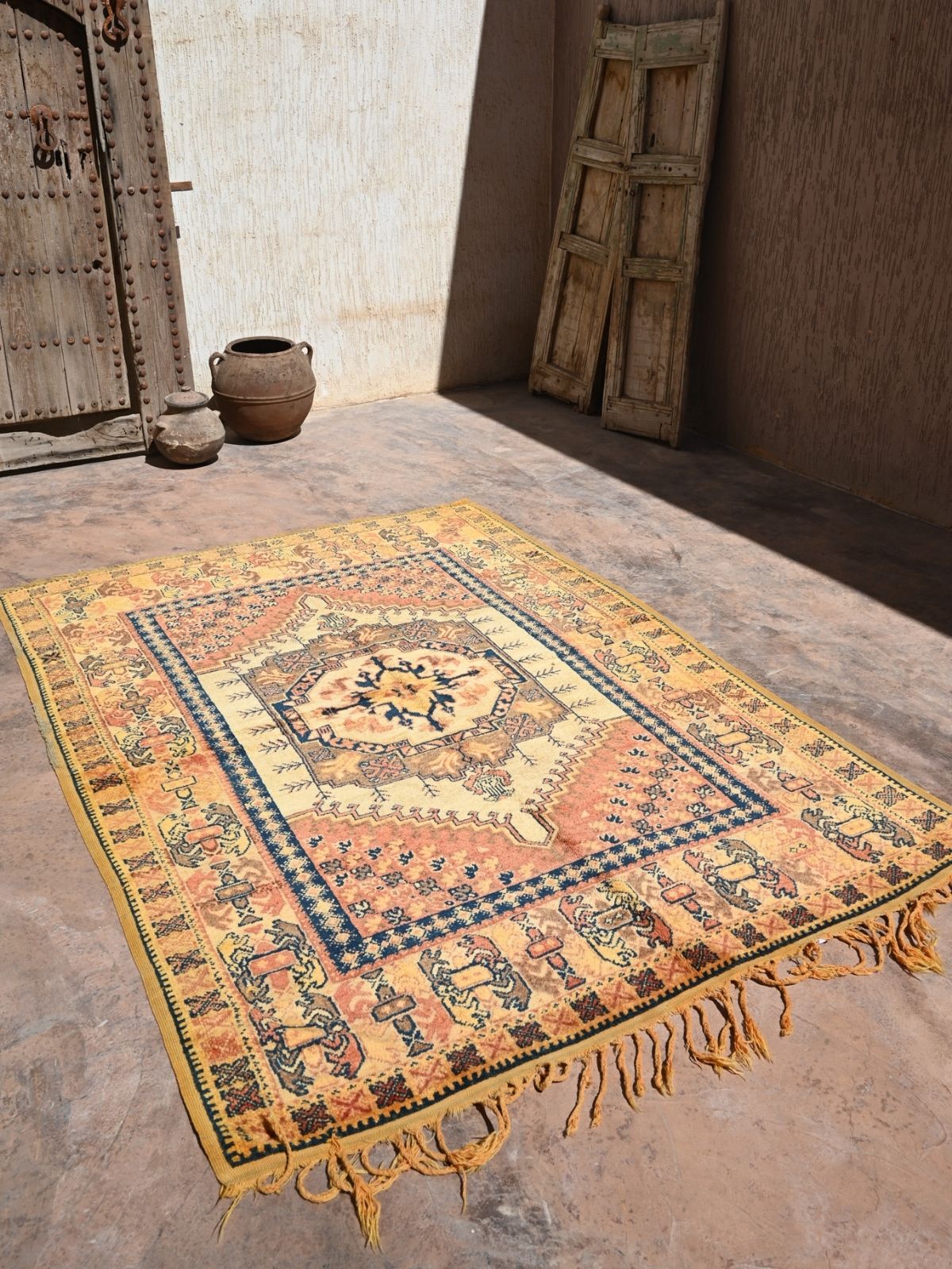 Mid-Century Taznakht Vintage Rug - Saffron & Blush 165x230cm