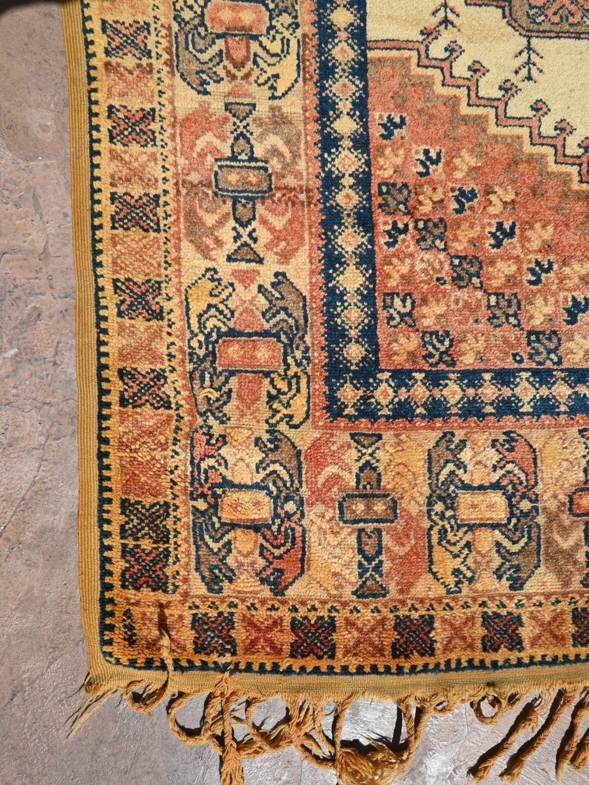Mid-Century Taznakht Vintage Rug - Saffron & Blush 165x230cm