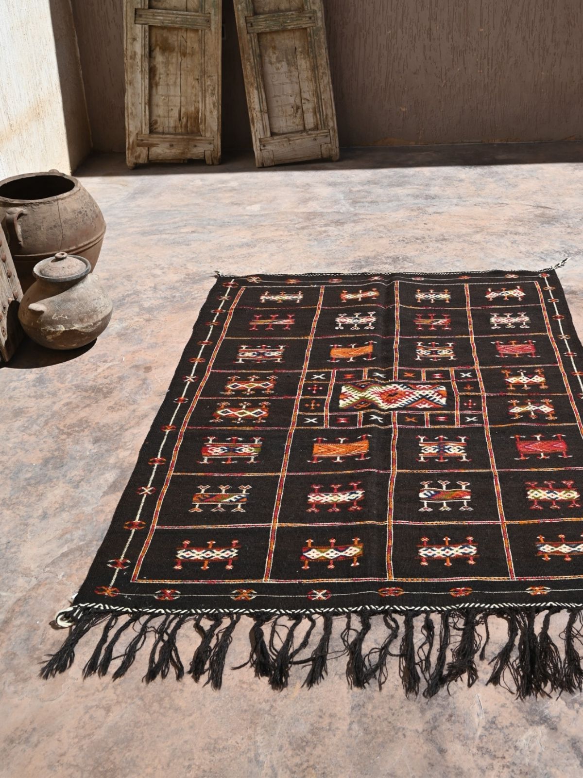 Taznakht Flat Weave Moroccan Rug - Black 122x172cm