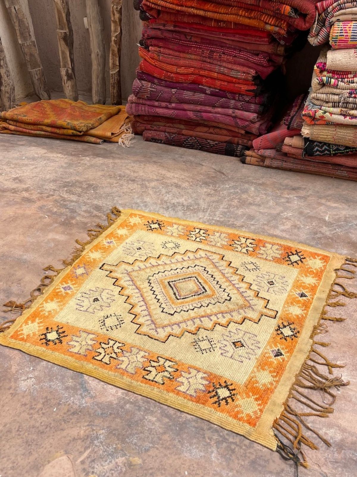 Vintage Moroccan Rug - Taznakht Lemon & Gold 107x125cm