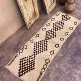Small Vintage Moroccan rug beni mini rug cream and brown 5 diamonds