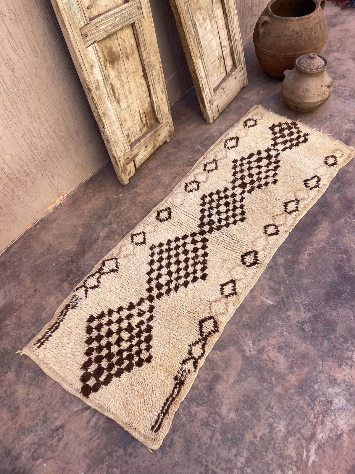 Small Vintage Moroccan rug beni mini rug cream and brown 5 diamonds