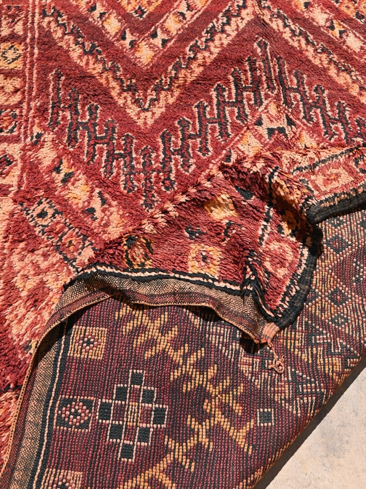 Talsint Vintage Moroccan Rug Berber Carpet - Rich Red 174x330cm