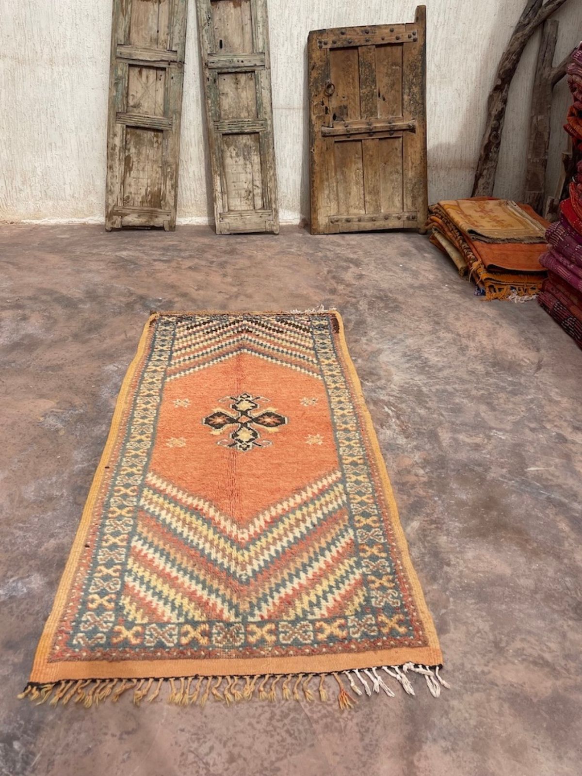Vintage Moroccan Rug - Peach Taznakht 93x217cm