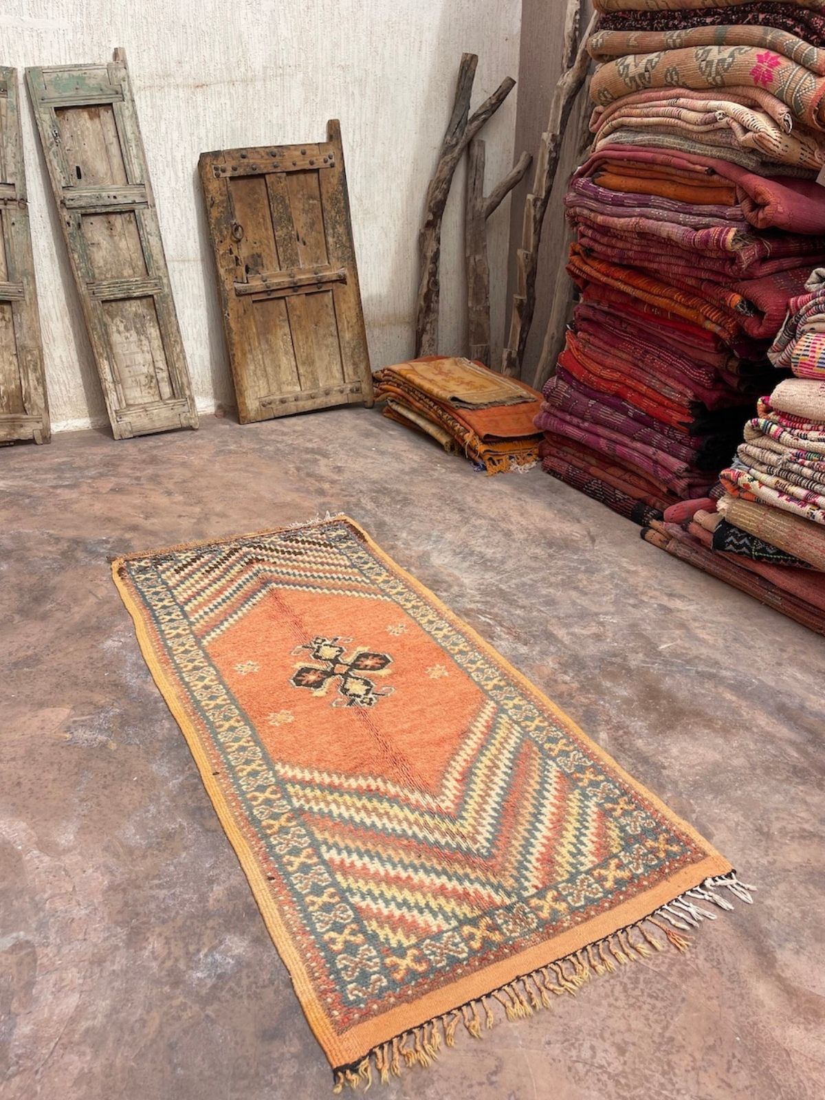 Vintage Moroccan Rug - Peach Taznakht 93x217cm