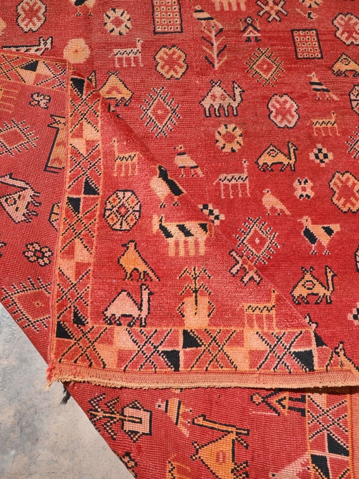Vintage Zemmour Rug - Red Animals 150x250cm - Nouvelle Nomad