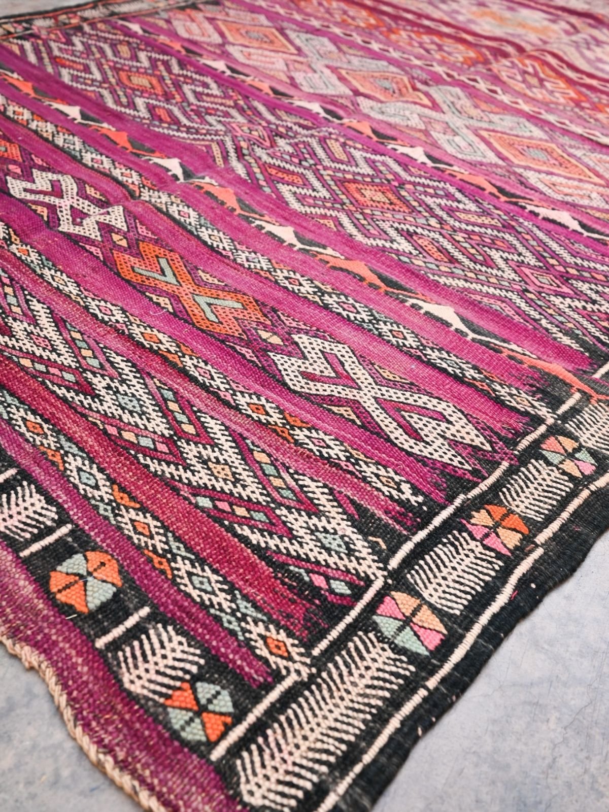 Vintage Moroccan Rug - Flat Weave Kilim Purple 124x230cm