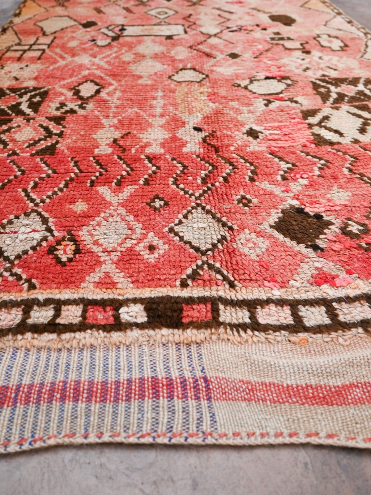 Vintage Moroccan Runner Rug - Taznakht Natural Red 115x270cm