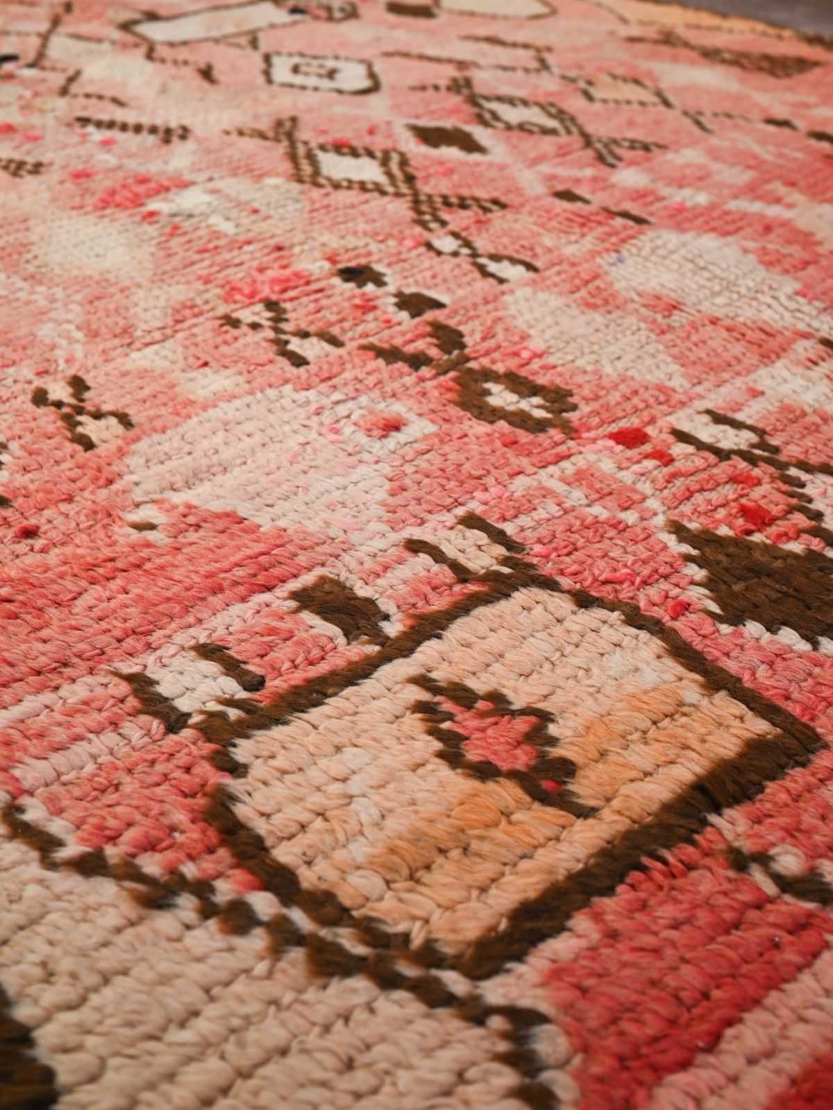 Vintage Moroccan Runner Rug - Taznakht Natural Red 115x270cm