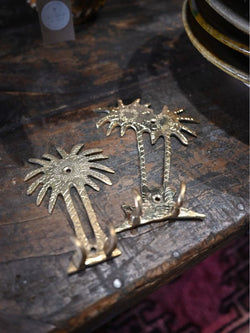 Set of 2 palm tree hooks with bright gold brass finish