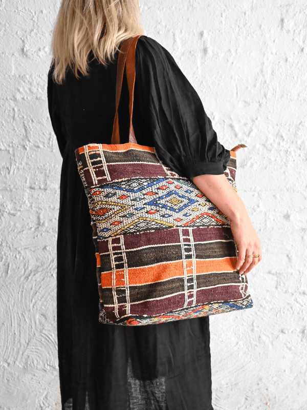 Vintage Kilim & Leather Tote Bag - Black Nouvelle Nomad